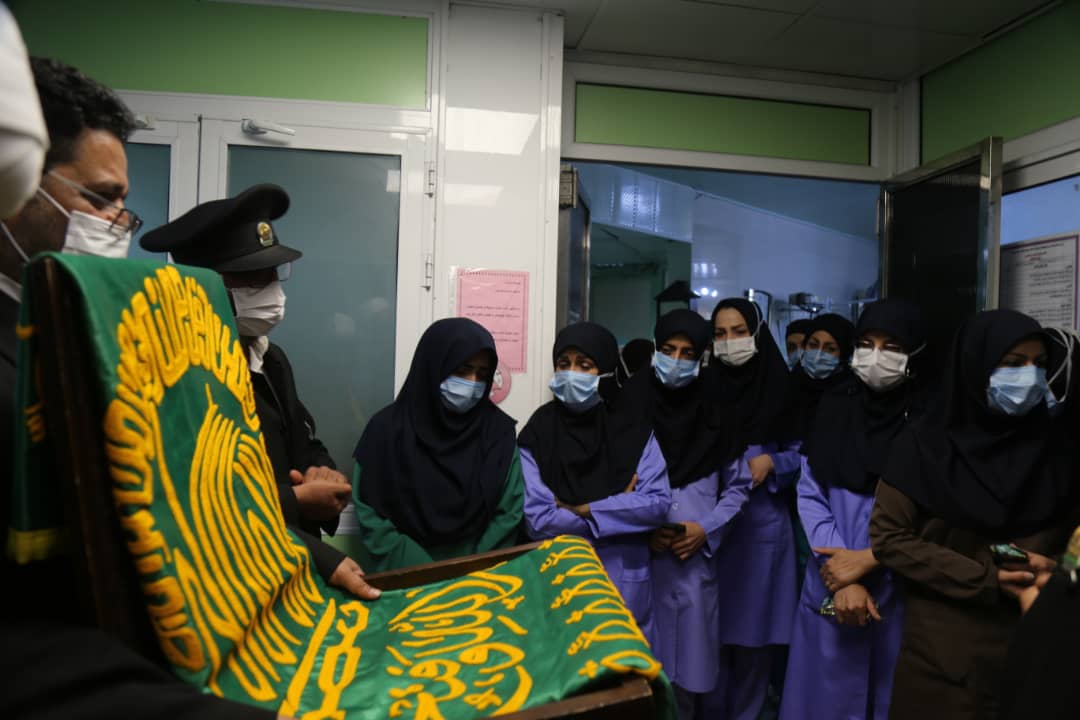 حضور خادمین امام رضا در بیمارستان شهید صدوقی